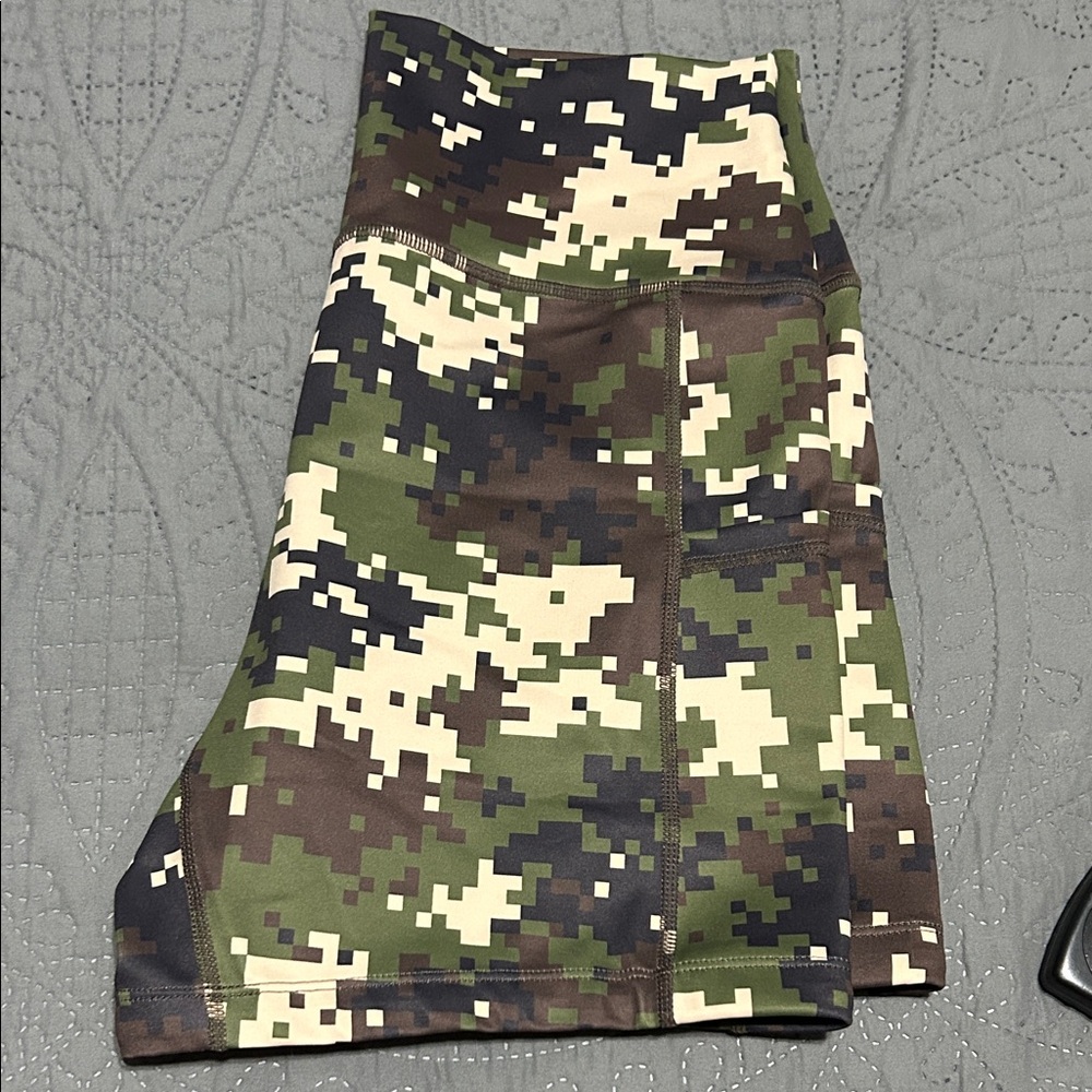 Constantly Varied Gear Digital Camo Women’s Shorts. 5” inseam.